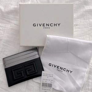 Givenchy quilted leather card holder. black.